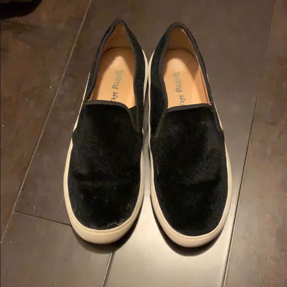 Dirty Laundry slip on sneakers